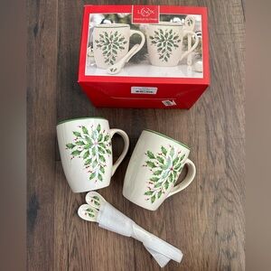 NIB Lenox Holiday Holly Cocoa Mug with Spoon, Set of 2, 14oz